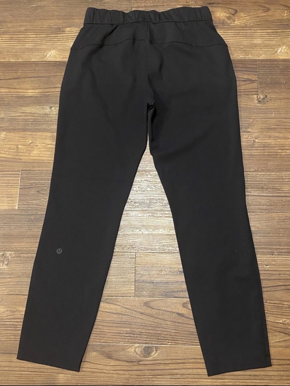 Lululemon On The Fly Pants Womens Size 8 Black Woven 28" Drawstring Lounge Yoga